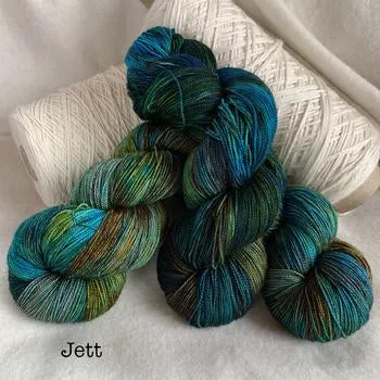 5th Ave - Sock Weight, 80% Superwash Merino, 20% Silk  600 Yds.