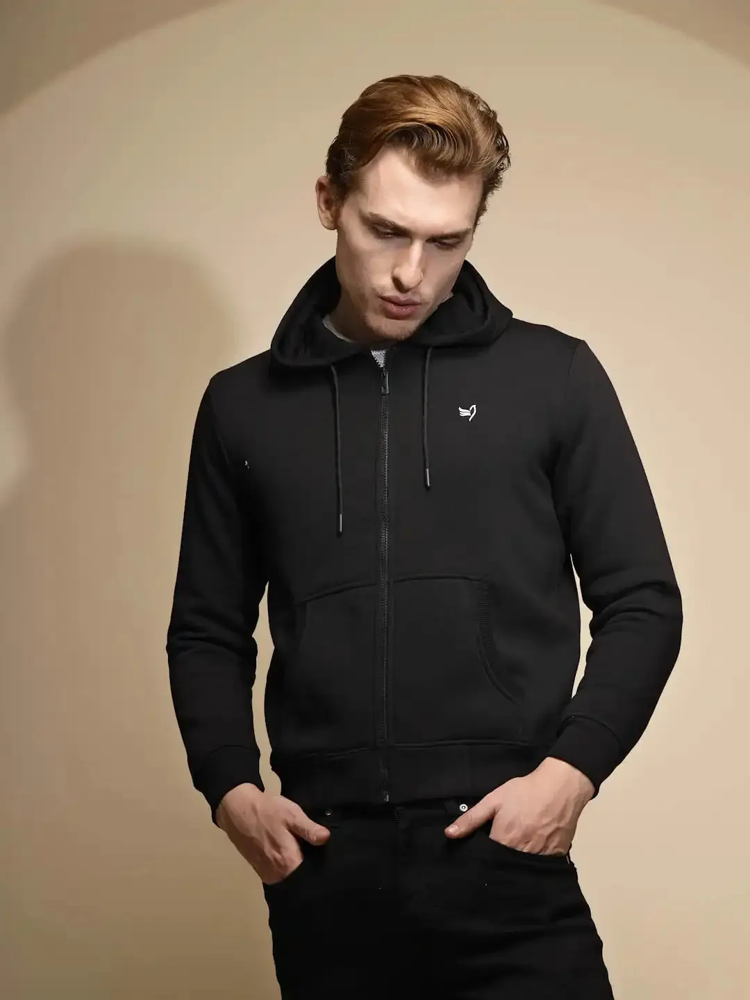 Black Solid Full Sleeve Stylish Hooded Sweatshirt