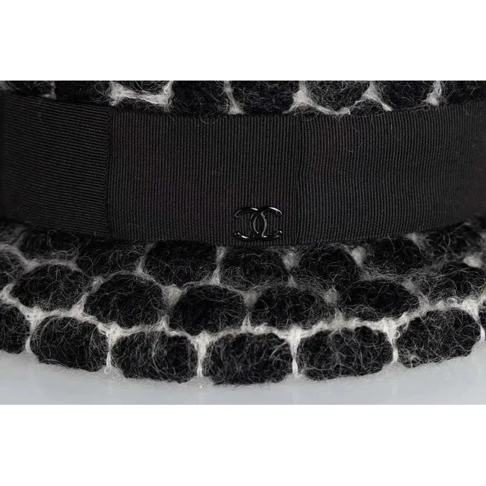 CHANEL F/W 2009 Runway Black & White Mohair Bow Hat