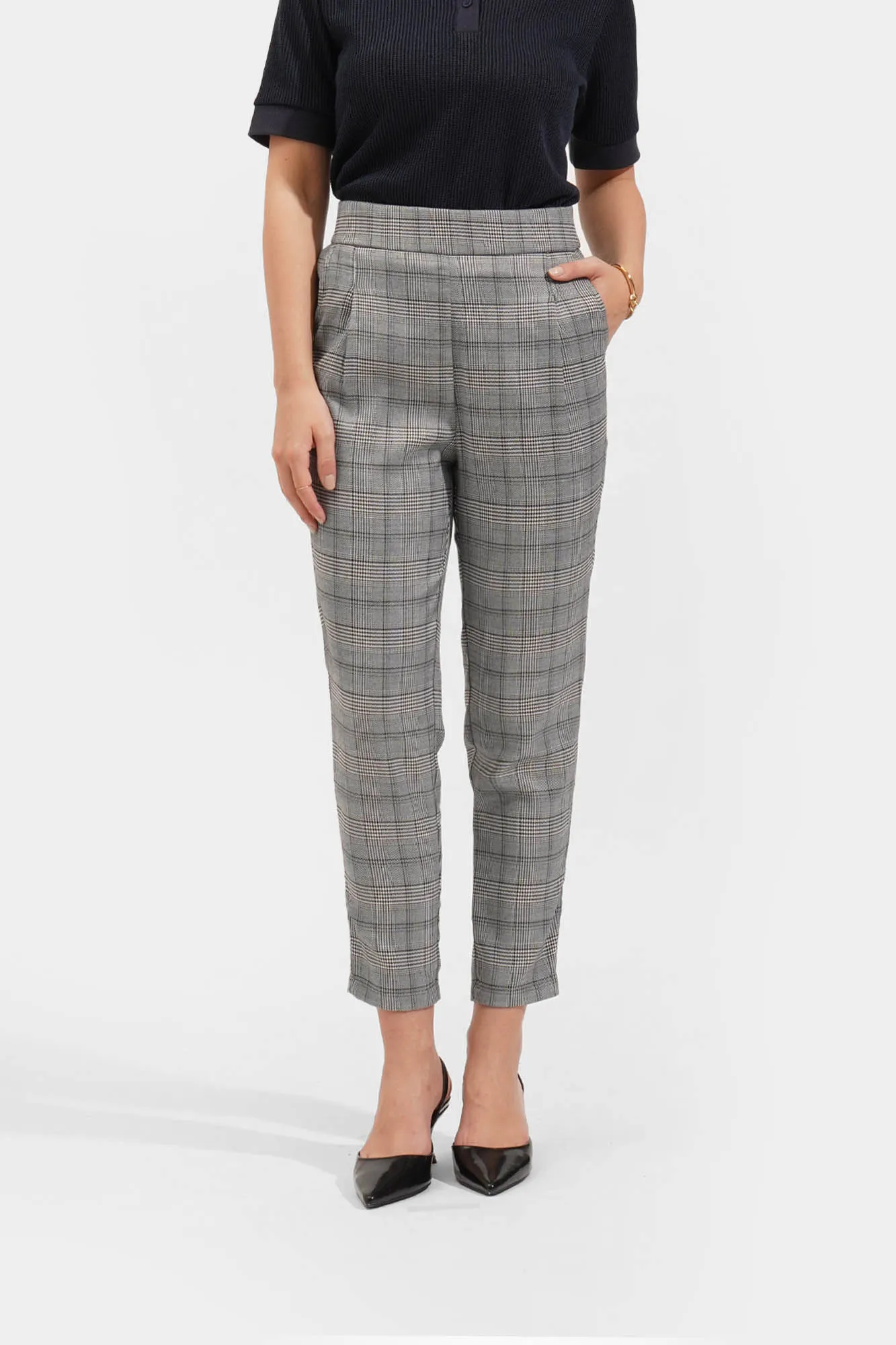 Checkered Tapered Cozy Pants