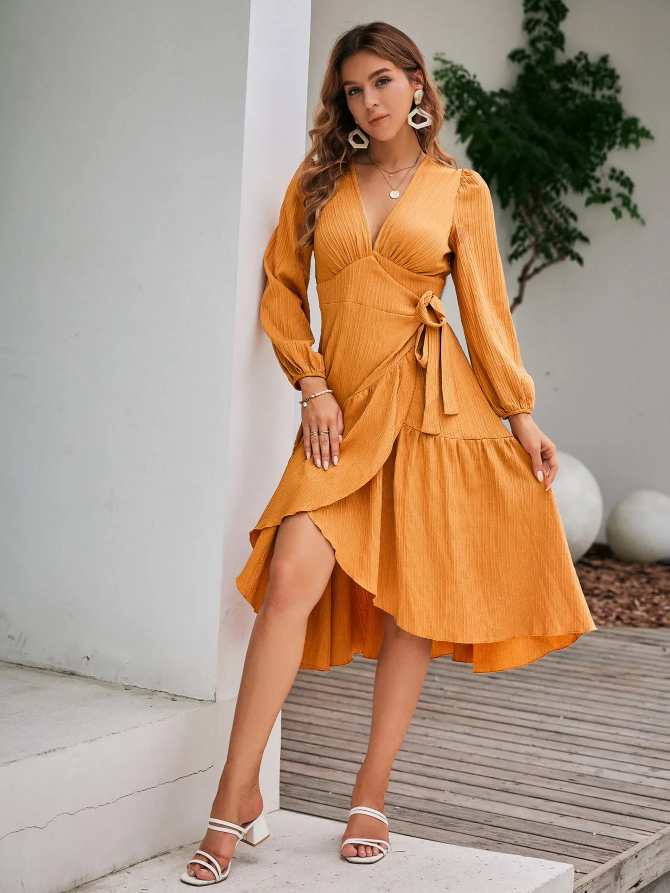 Chic Summer Ruffle Dress