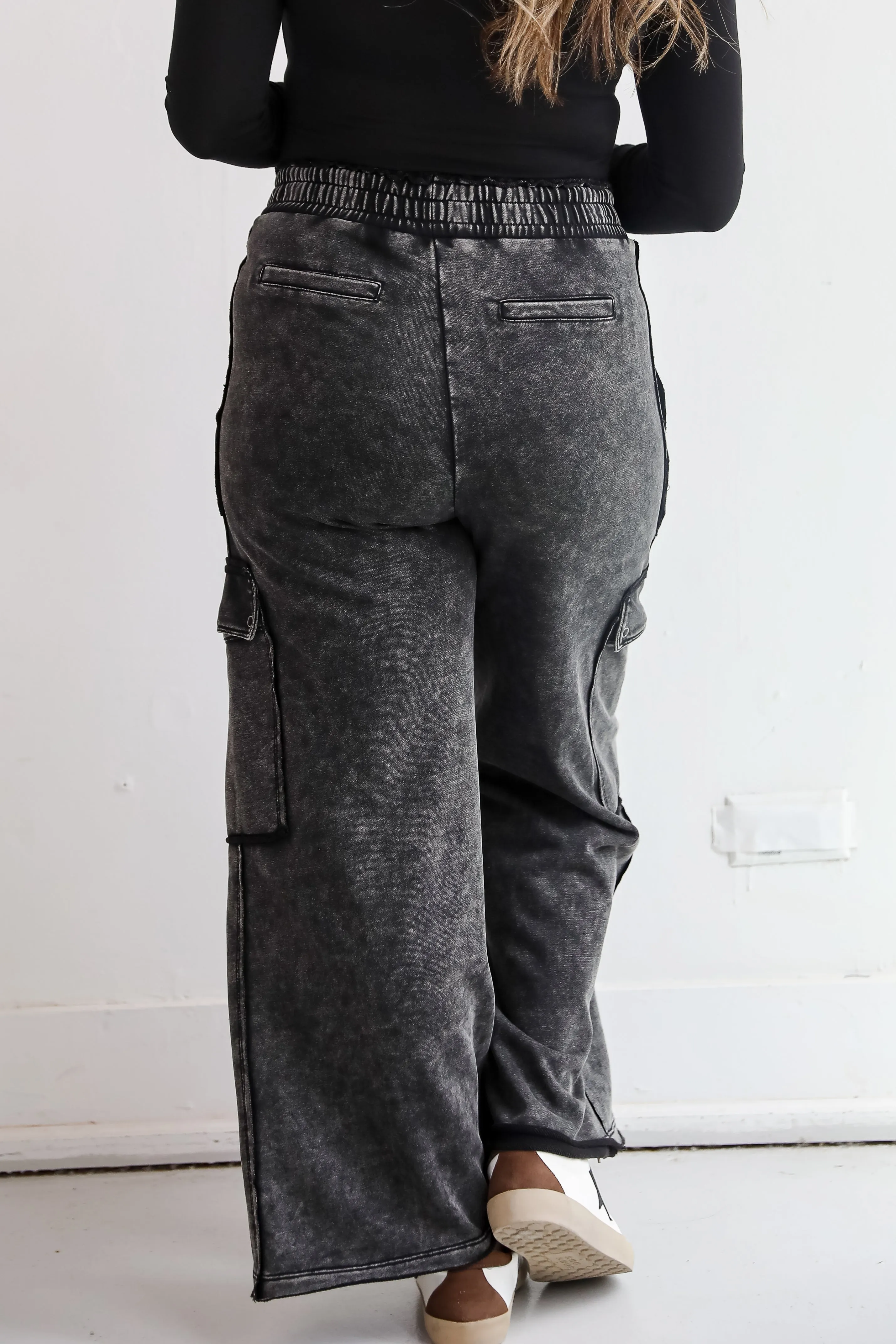 Cozy Aura Black Cargo Sweatpants