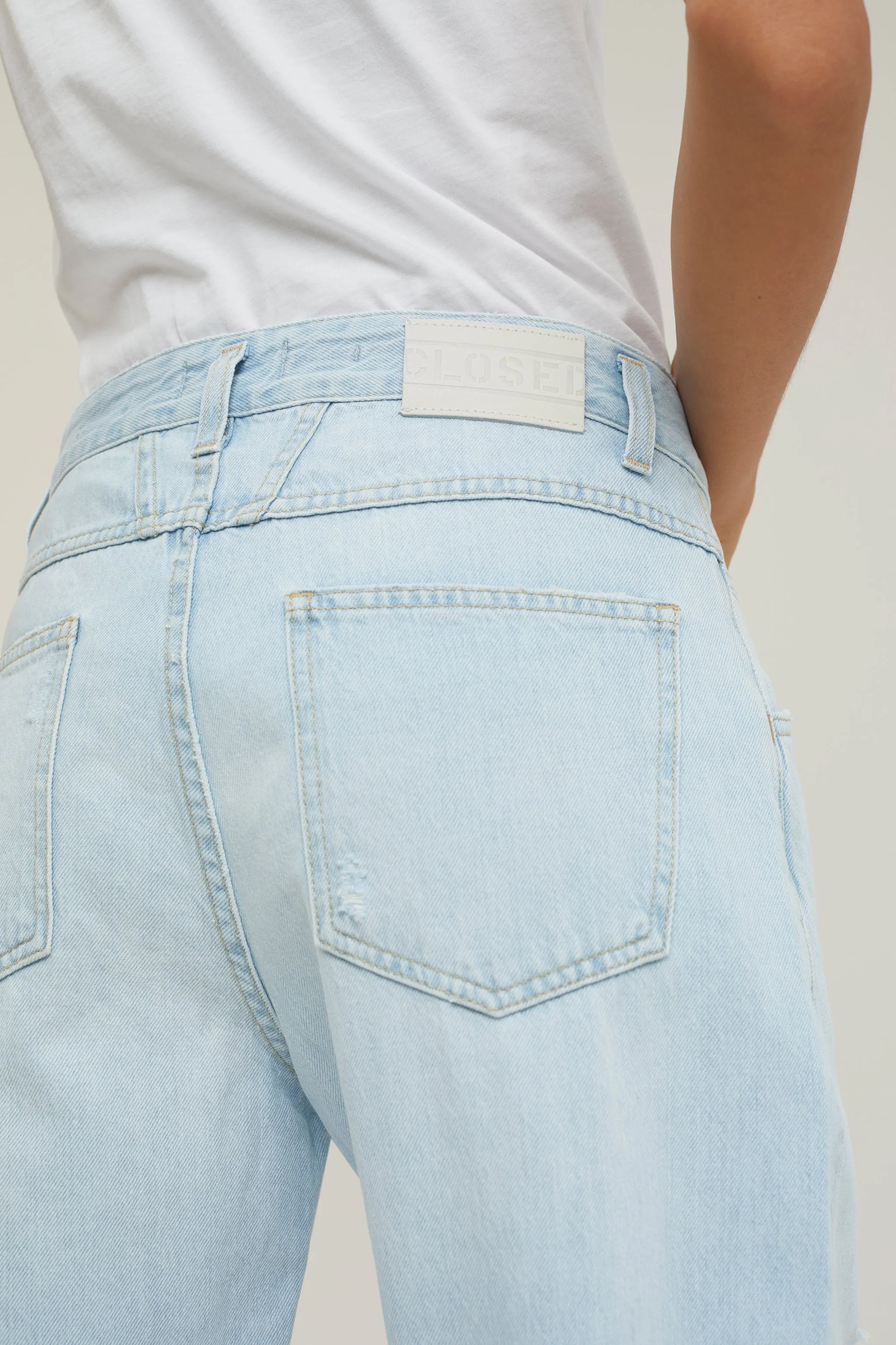 Jeans Relaxed Fit con Strappi Light Blue