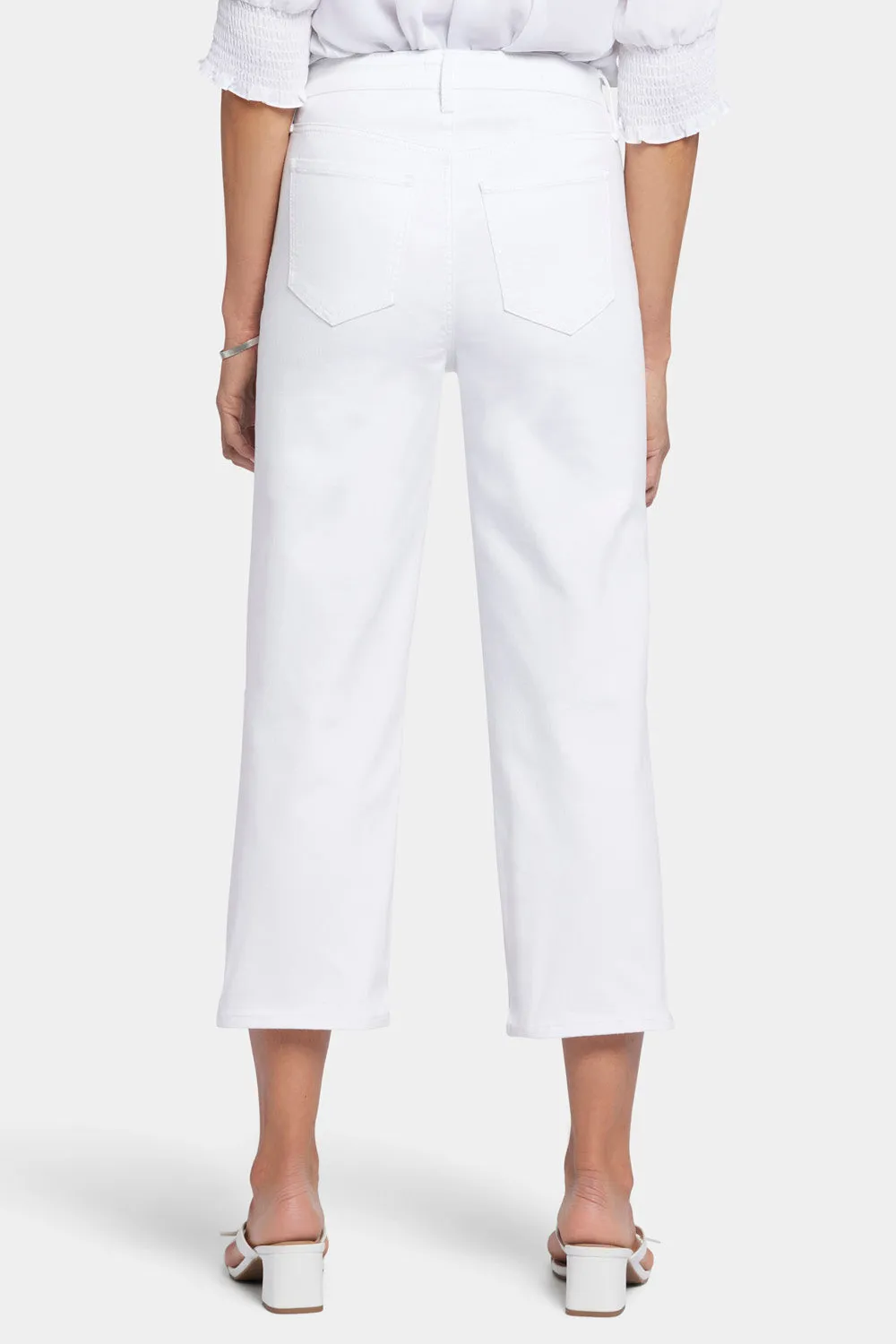 Joni Relaxed Capri Jeans - Optic White