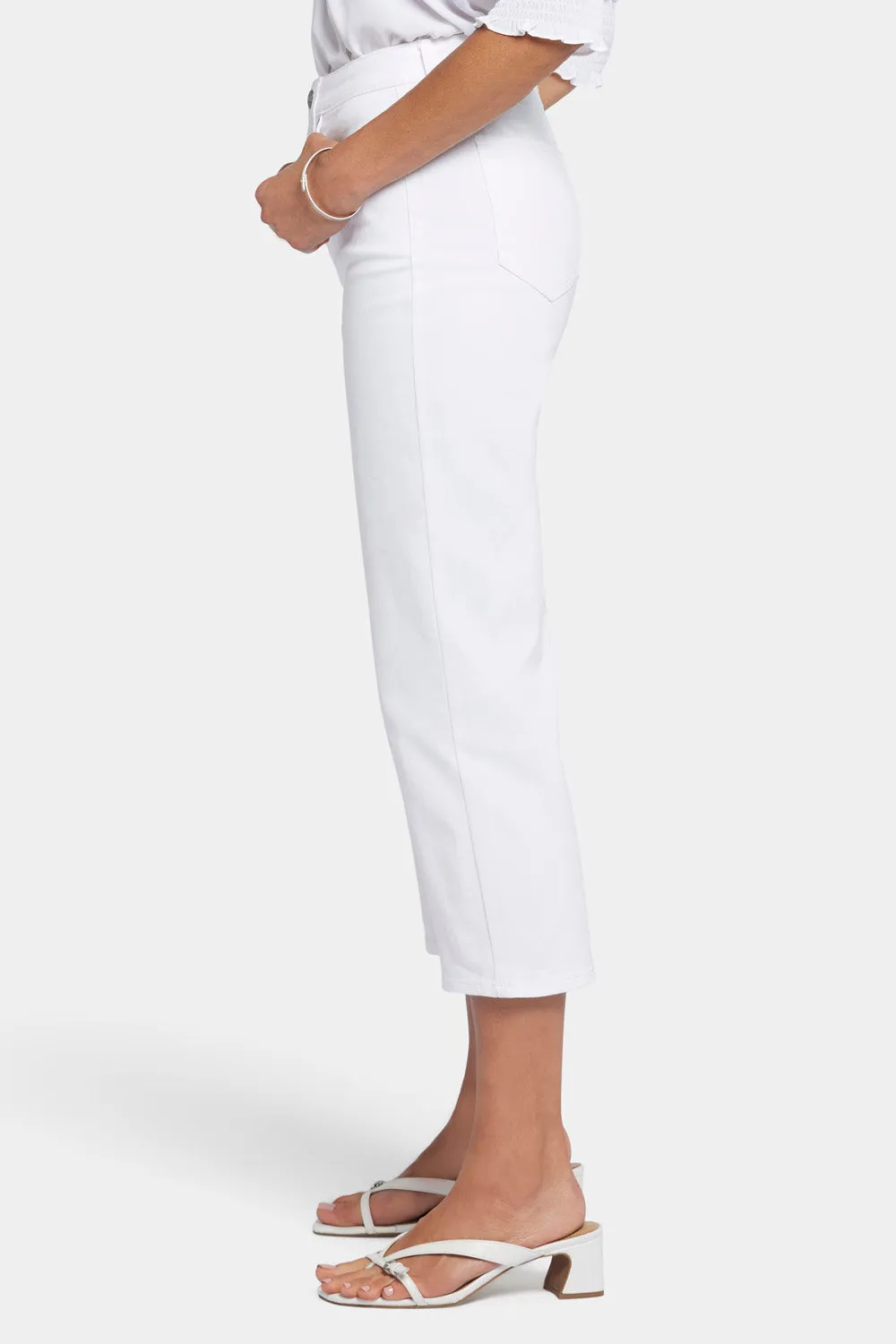 Joni Relaxed Capri Jeans - Optic White