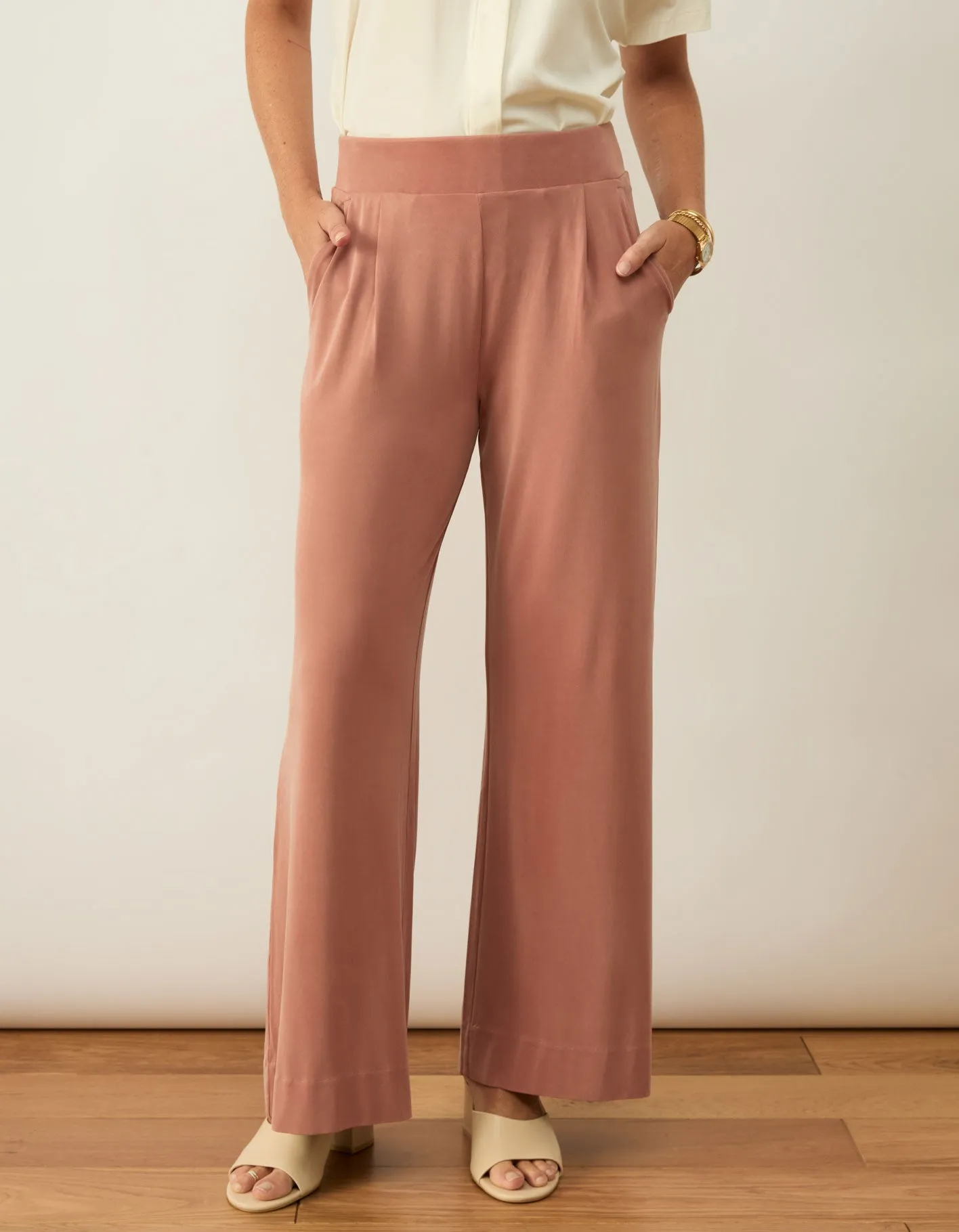 Laid Back Pleated Trousers