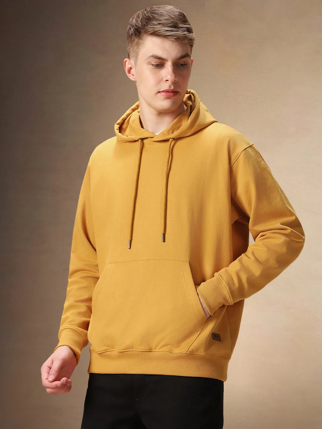 Men's Solid Hooded Full Sleeves Hoodie