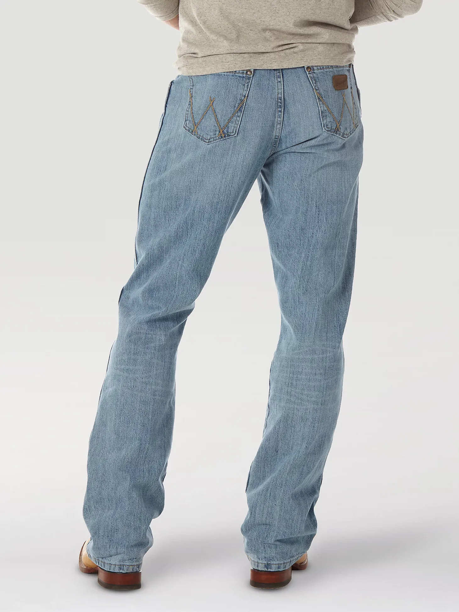 MEN'S WRANGLER RETRO® RELAXED FIT BOOTCUT JEAN IN CREST : WRT20CR