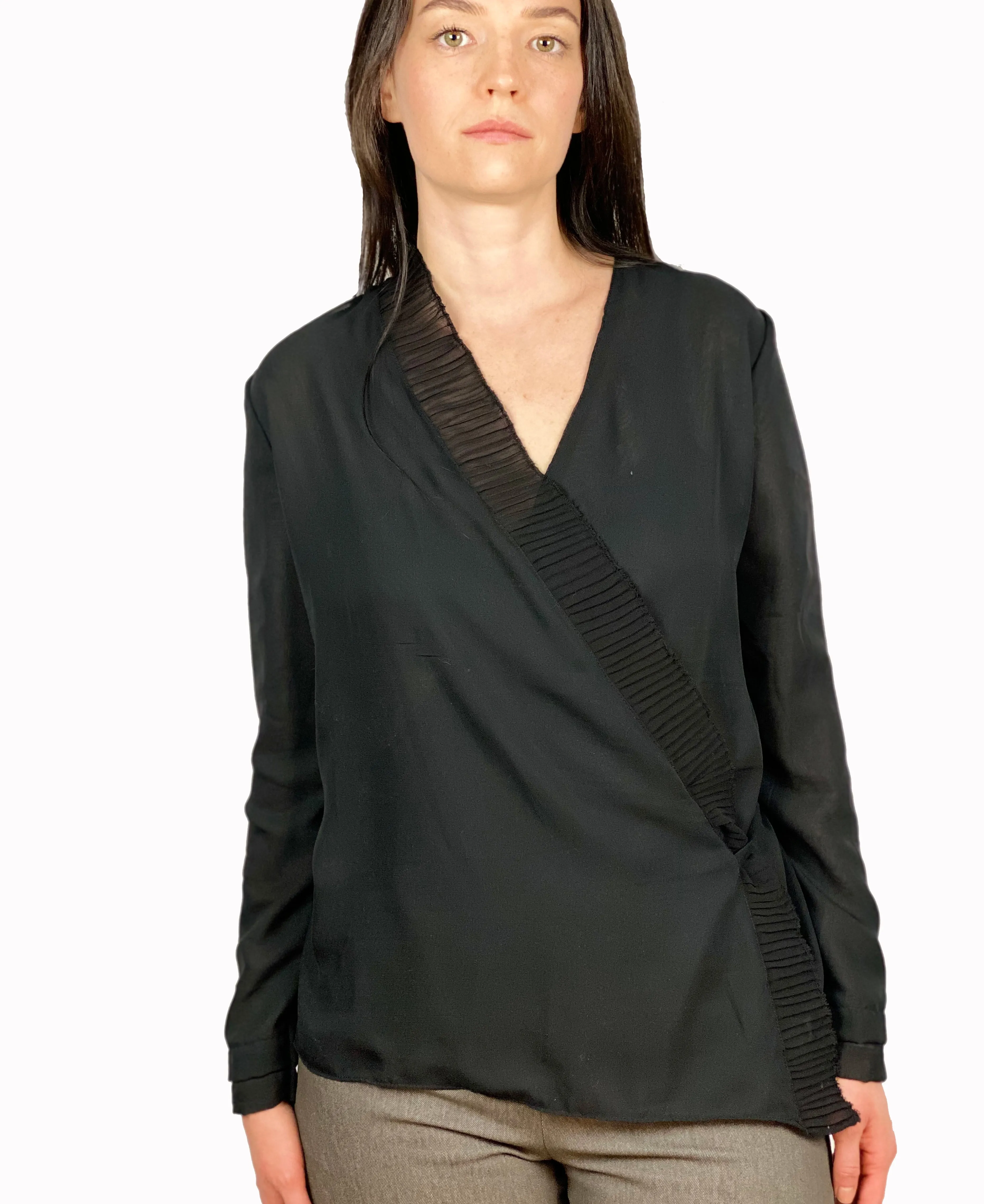 Petra overlap plissé blouse